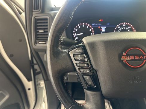 Used 2022 Nissan Frontier PRO-4X w/ Technology Package image 27