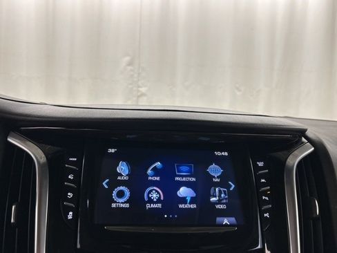 Used 2020 Cadillac Escalade Premium Luxury image 14