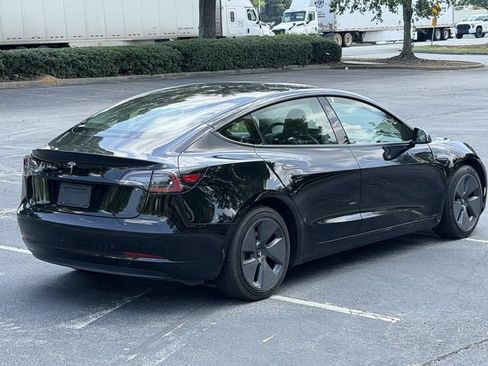 Used 2023 Tesla Model 3 Standard Range RWD image 5