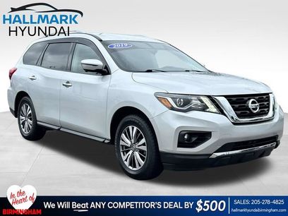 Used 2019 Nissan Pathfinder SL