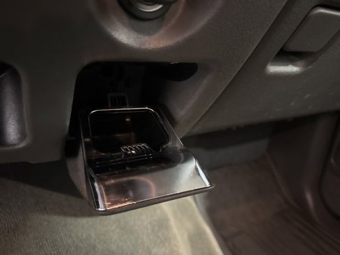 Used 2005 Chevrolet Silverado 2500 LS w/ Heavy-Duty Power Package image 30