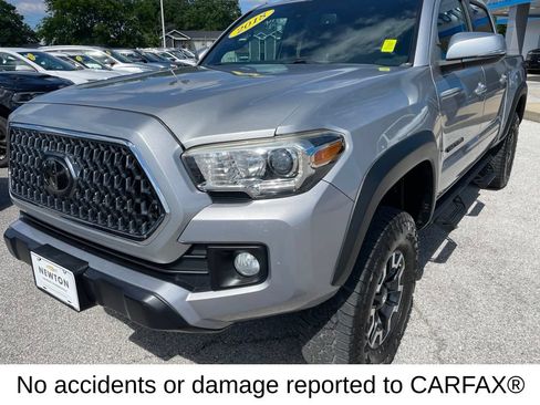 Used 2018 Toyota Tacoma TRD Off-Road w/ Technology Package RWD image 3