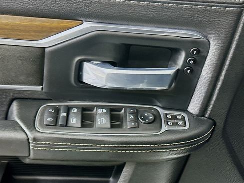 Used 2024 RAM 2500 Laramie image 15