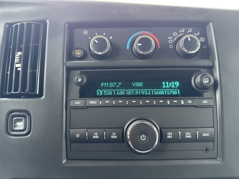 New 2025 GMC Savana 2500 w/ Driver Convenience Package image 22