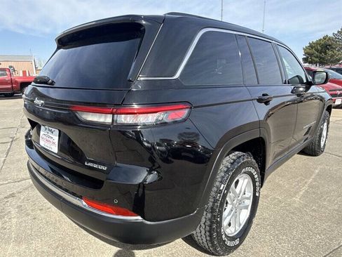 Used 2022 Jeep Grand Cherokee Laredo w/ Luxury Tech Group I image 6