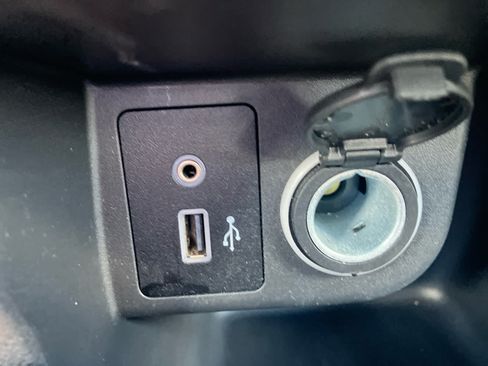 Used 2024 Nissan Kicks S FWD image 22