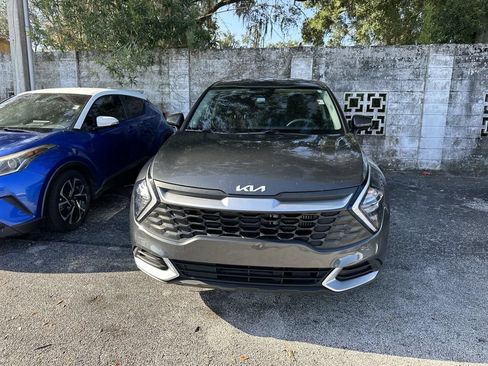 Used 2023 Kia Sportage LX AWD/4WD image 6