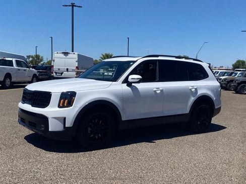 Certified 2025 Kia Telluride SX X-Line AWD/4WD image 2