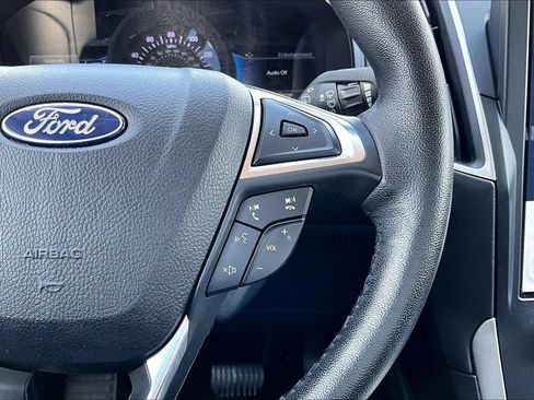 Used 2023 Ford Edge SEL AWD/4WD image 19