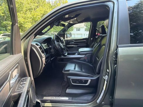 Used 2021 RAM 1500 Laramie w/ Sport Appearance Package AWD/4WD image 12