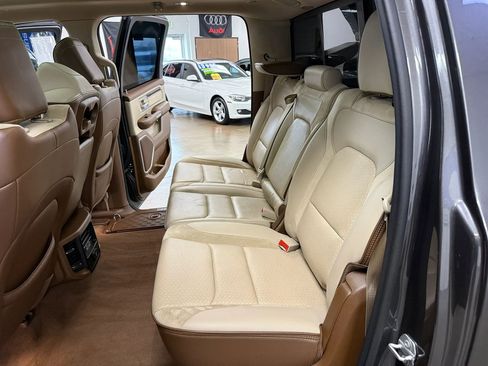 Used 2020 RAM 1500 Laramie AWD/4WD image 19