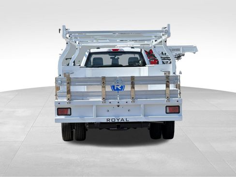 Used 2024 Ford F550 2WD Regular Cab Super Duty image 4