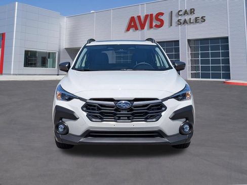 Used 2025 Subaru Crosstrek 2.5i Premium AWD/4WD image 2