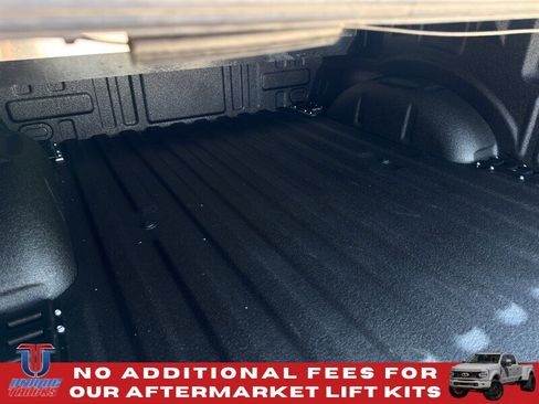 Used 2025 Ford F150 Lariat w/ FX4 Off-Road Package AWD/4WD image 8
