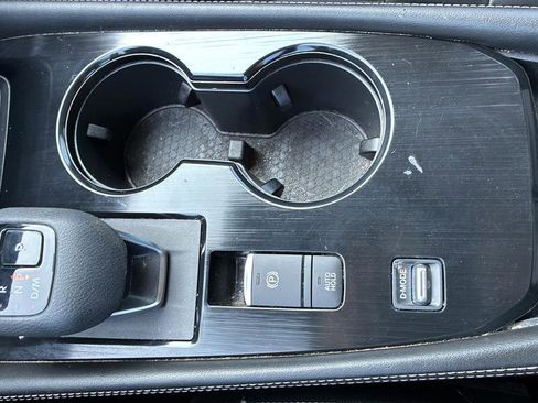 Used 2021 Nissan Rogue SL image 24