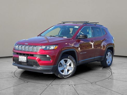 Used 2022 Jeep Compass Latitude w/ Sun and Sound Group image 7