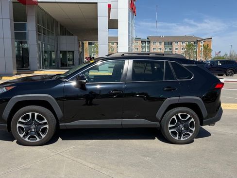 Used 2020 Toyota RAV4 Adventure image 3