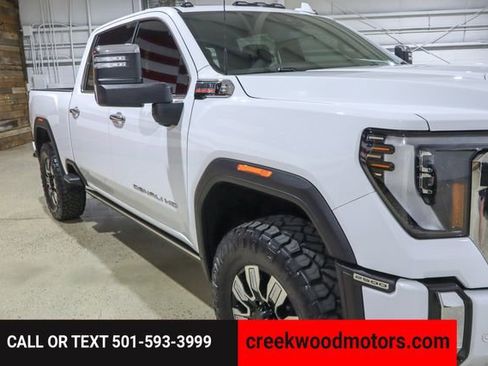 Used 2024 GMC Sierra 2500 Denali w/ Denali Reserve Package image 30