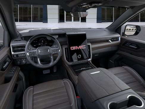 New 2026 GMC Yukon Denali Ultimate w/ LPO, Floor Liner Package AWD/4WD image 16