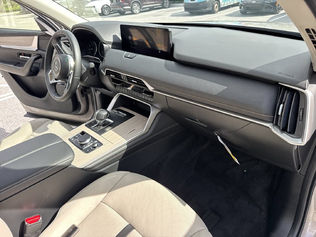 Certified 2026 MAZDA CX-90 3.3 Turbo w/ Preferred Package AWD/4WD image 32