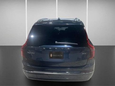 Used 2025 Volvo XC90 B5 Plus AWD/4WD image 10