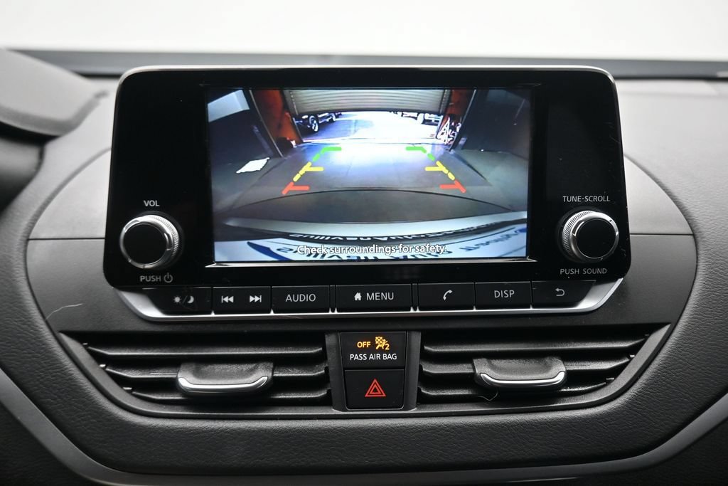 Used 2024 Nissan Altima 2.5 S FWD image 18