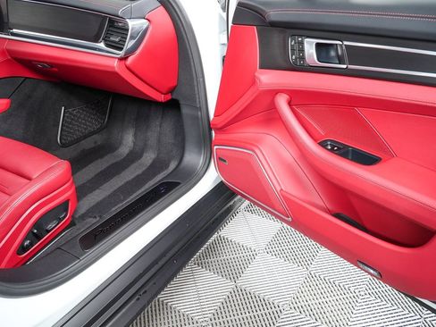 Certified 2023 Porsche Panamera GTS image 27