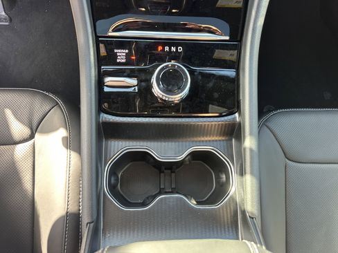 New 2026 Jeep Grand Cherokee Limited Reserve image 23