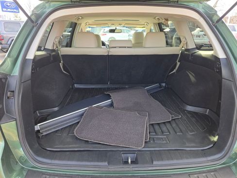 Used 2011 Subaru Outback 3.6R Limited w/ PWR Moonroof Pkg image 15