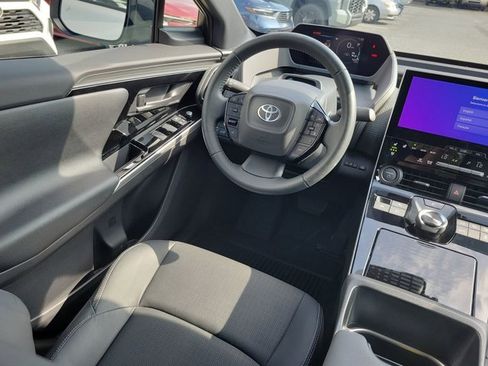 Used 2024 Toyota bZ4X Limited image 22