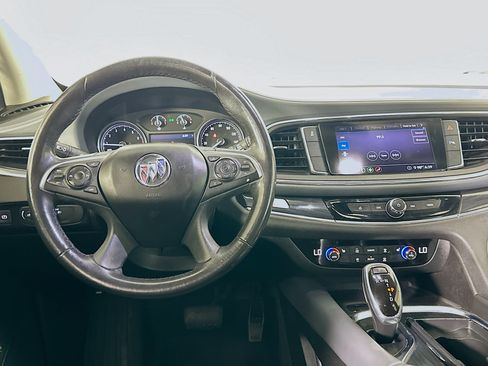 Used 2020 Buick Enclave Essence FWD image 18