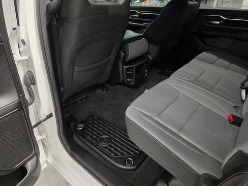Used 2023 RAM 1500 Lone Star AWD/4WD image 32