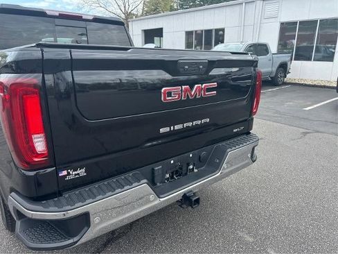 Certified 2023 GMC Sierra 1500 SLT w/ SLT Convenience Package AWD/4WD image 10
