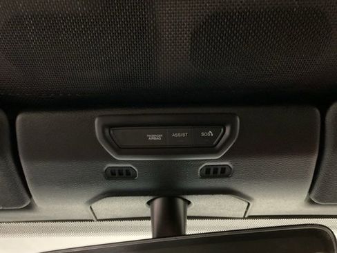 Used 2021 Jeep Gladiator Rubicon image 18