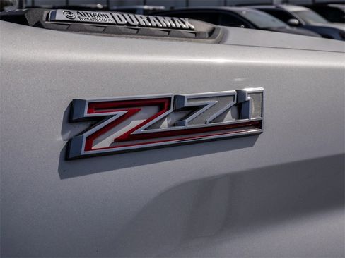 Used 2020 Chevrolet Silverado 2500 LTZ w/ LTZ Premium Package image 10