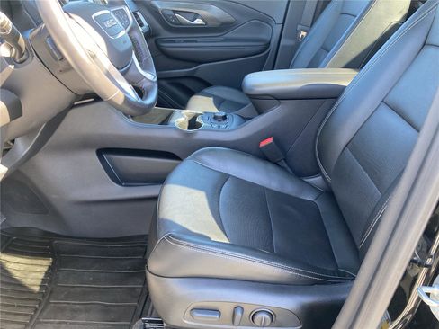 Used 2022 GMC Terrain SLT w/ Infotainment Package II image 23