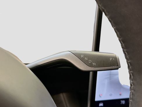 Used 2023 Tesla Model Y Long Range image 25