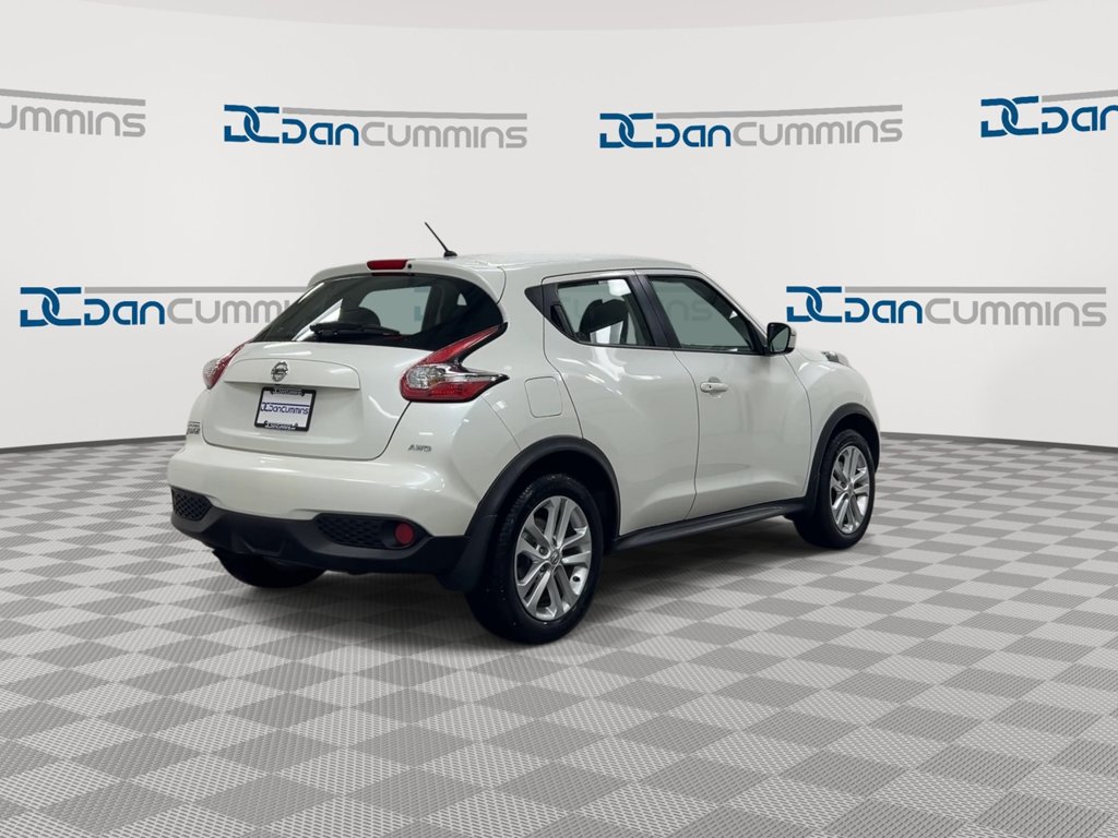 Used 2015 Nissan Juke S AWD/4WD image 8
