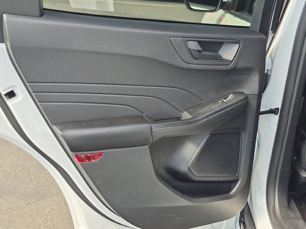 Used 2025 Ford Escape Active AWD/4WD image 27