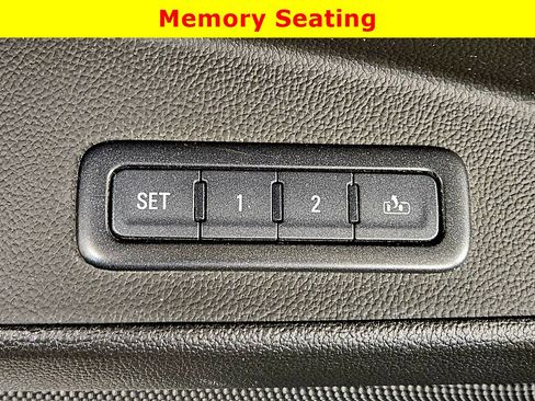 Used 2017 Chevrolet Tahoe LT image 32