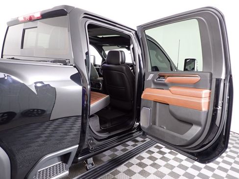 Used 2024 GMC Sierra 2500 Denali Ultimate w/ Snow Plow Prep/Camper Package AWD/4WD image 38