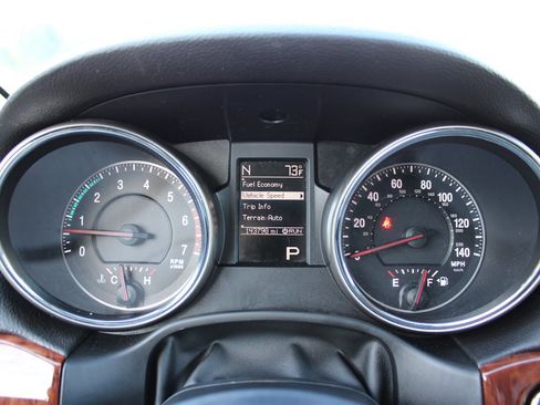 Used 2013 Jeep Grand Cherokee Limited image 18