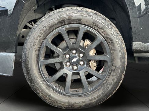 Used 2019 Chevrolet Colorado LT w/ Colorado RST Special Edition image 28