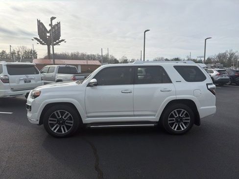 Used 2016 Toyota 4Runner Limited image 3