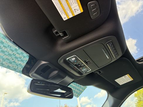 Used 2025 Ford F150 Raptor AWD/4WD image 39