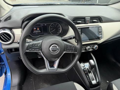 Used 2021 Nissan Versa SV FWD image 22