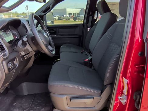 New 2025 RAM 2500 Tradesman AWD/4WD image 12
