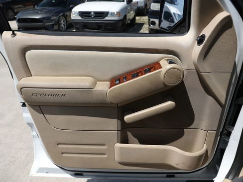Used 2006 Ford Explorer Eddie Bauer AWD/4WD image 36