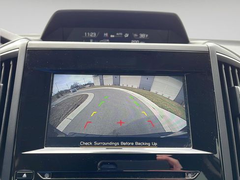 Used 2020 Subaru Forester Premium image 15