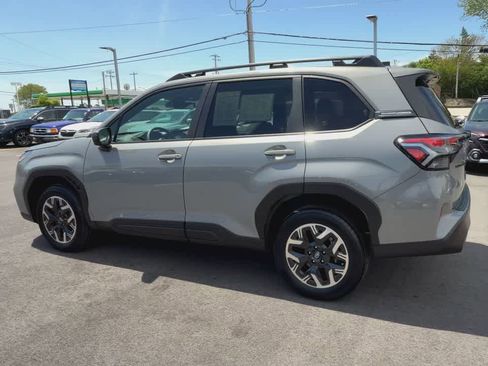 Certified 2025 Subaru Forester Premium AWD/4WD image 6
